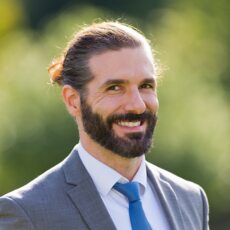 Dr. Benjamin Schmorleiz